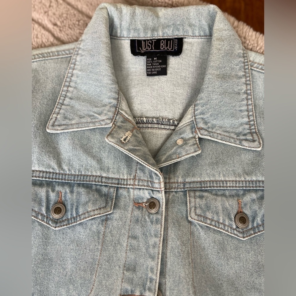 Vintage Y2K Denim Jacket Lt Wash Boho Suede Leather Trim and Tassles SZ M - Picture 5 of 7